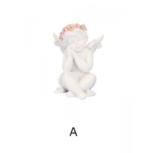 Angel sitting with roses 7,5 cm